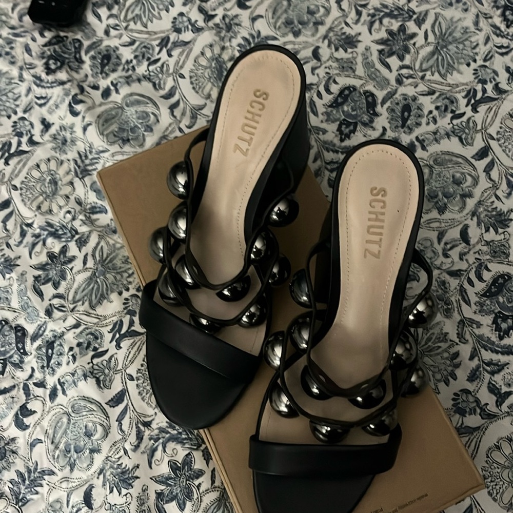 Schultz Slides- Black Metal Ball Trim 3 Straps